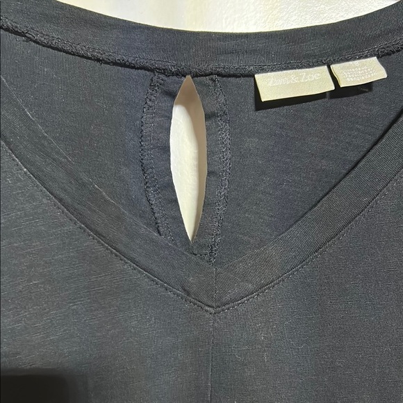 Elegant Black Women's Dress - Picture 7 of 7